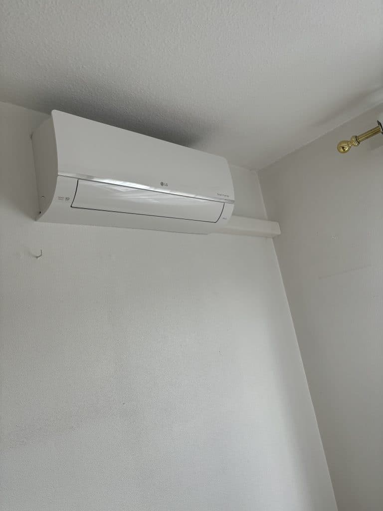 Unit&eacute; int&eacute;rieure murale de climatisation r&eacute;versible &agrave; Lorquin