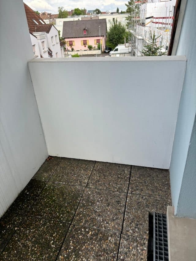 Vue extérieure du chantier multi-split avec unité de climatisation à Strasbourg